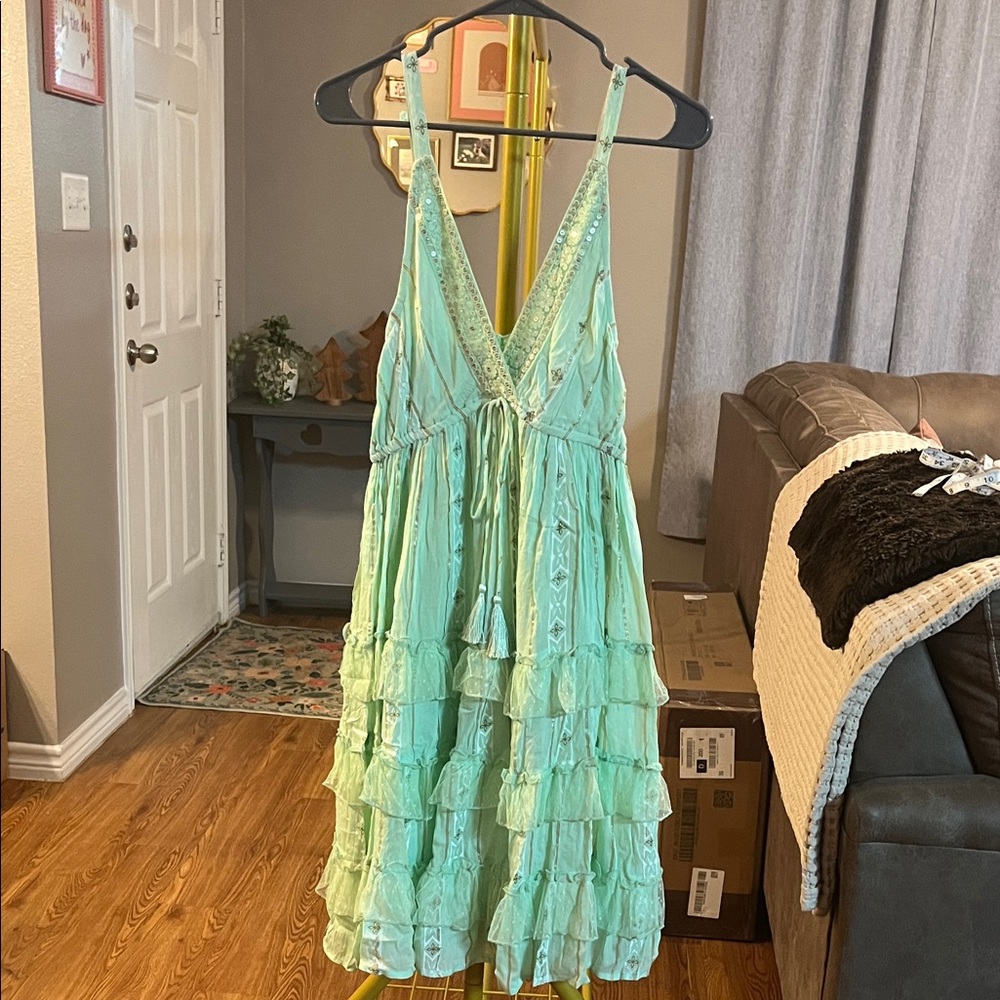 Boho Tiered V-Neck Mini Dress in Mint